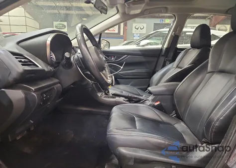 2018 Subaru Impreza Limited из США, поврежденный, VIN 4S3GTAT67J3748000
